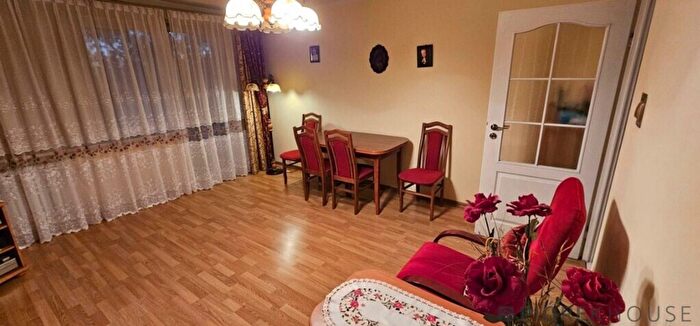 Mieszkanie 3-pokojowe na sprzedaż, Warszawa – Kluczowa
