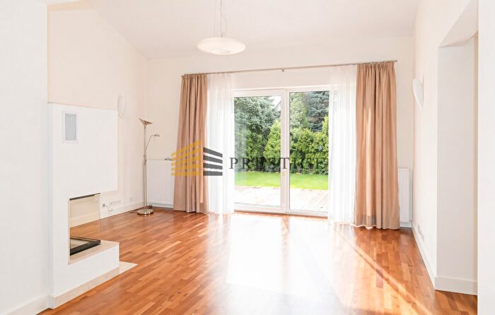 Dom 7-pokojowy do wynajęcia, Warszawa – Libijska