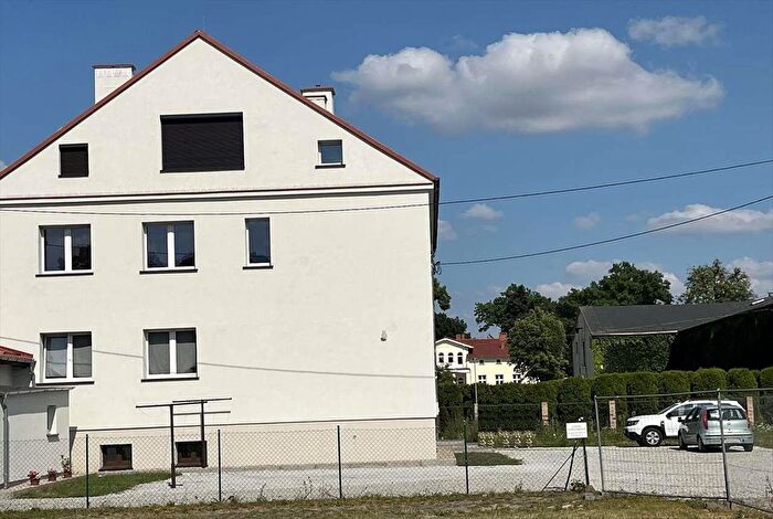 Mieszkanie 3-pokojowe na sprzedaż, Leszno