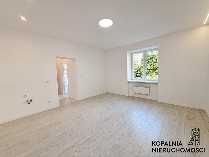 Mieszkanie 3-pokojowe na sprzedaż, Mysłowice – Karola Miarki