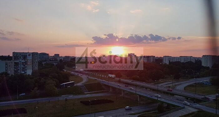Mieszkanie 3-pokojowe na sprzedaż, Warszawa – Koncertowa