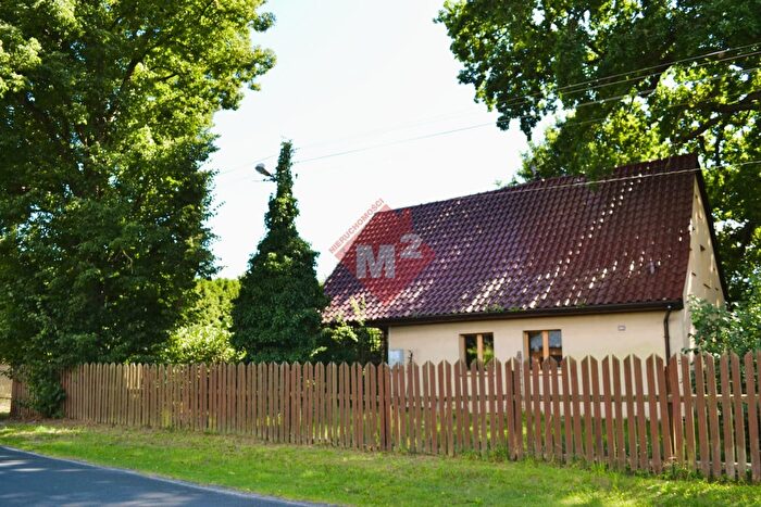 Dom 2-pokojowy na sprzedaż, Łaniewo