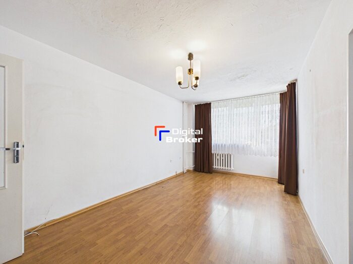 Mieszkanie 3-pokojowe na sprzedaż, Katowice – Sokolska