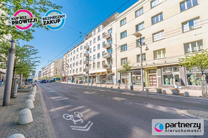 Mieszkanie 5-pokojowe na sprzedaż, Gdynia – Świętojańska