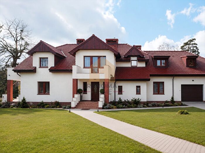 Dom 8-pokojowy na sprzedaż, Oborniki Śląskie – Władysława Sikorskiego