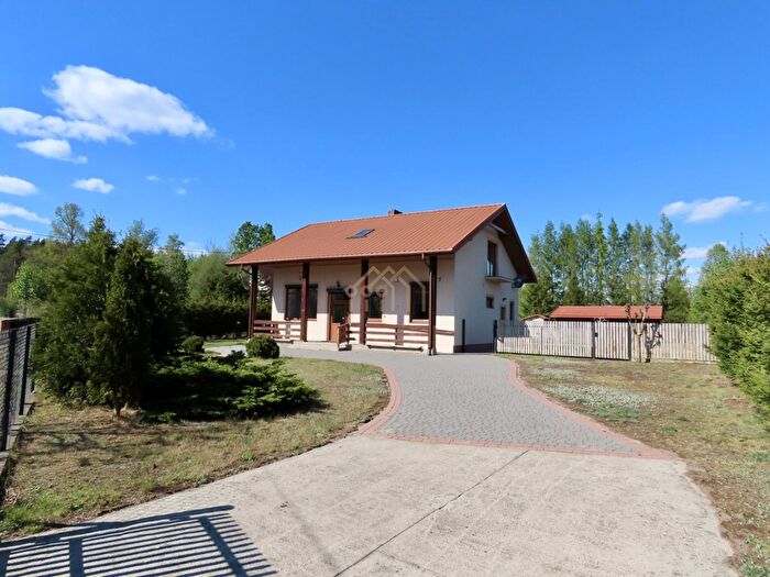 Dom 8-pokojowy na sprzedaż, Kuskowizna