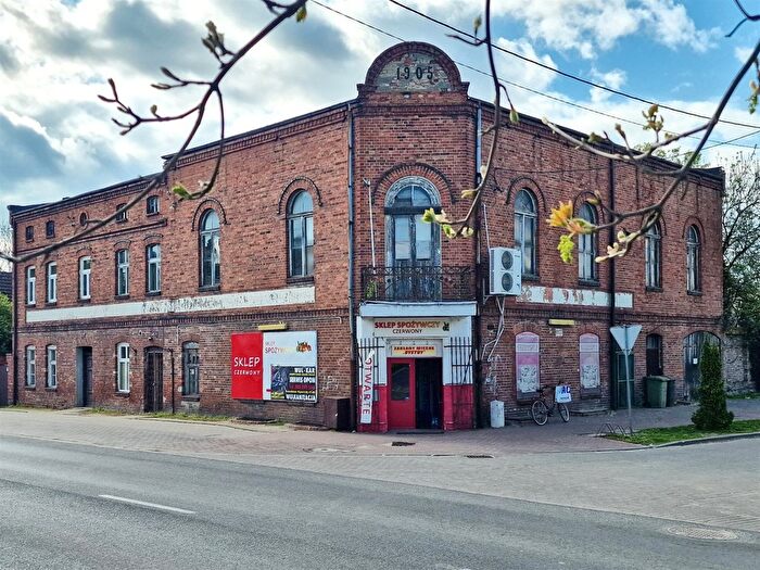 Dom 9-pokojowy na sprzedaż, Pamiątkowo