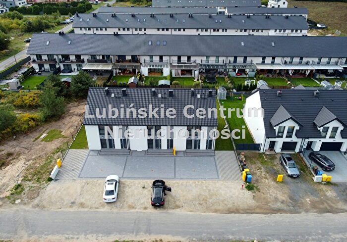 Mieszkanie 3-pokojowe na sprzedaż, Lubin