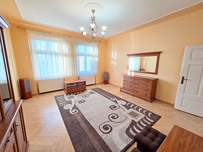 Mieszkanie 3-pokojowe na sprzedaż, Gniezno