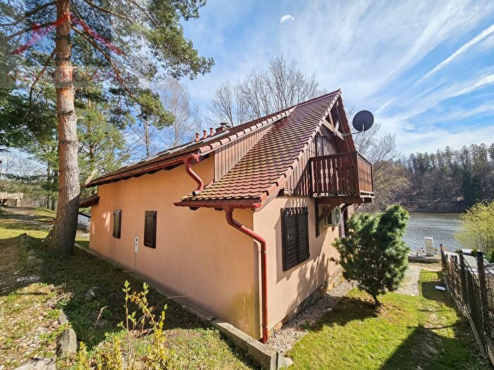 Dom 4-pokojowy na sprzedaż, Karłowice