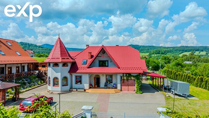 Dom 6-pokojowy na sprzedaż, Goszów