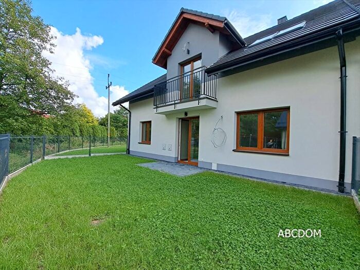 Mieszkanie 4-pokojowe na sprzedaż, Rybna