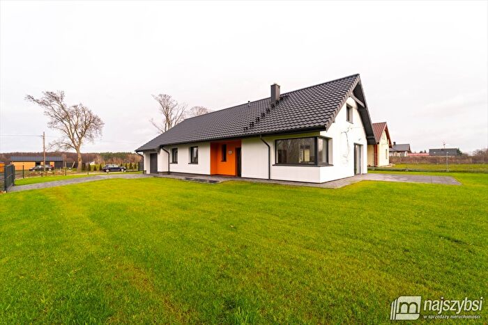 Dom 4-pokojowy na sprzedaż, Budno