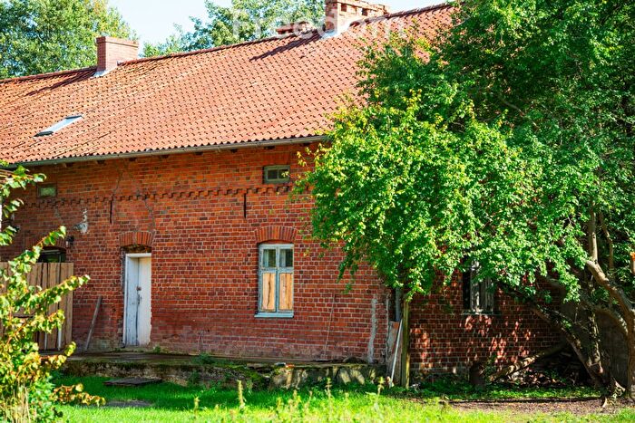 Dom 5-pokojowy na sprzedaż, Ryn