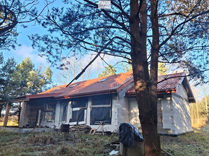 Dom 6-pokojowy na sprzedaż, Galów