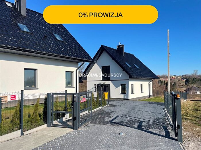 Dom 4-pokojowy na sprzedaż, Koźmice Wielkie