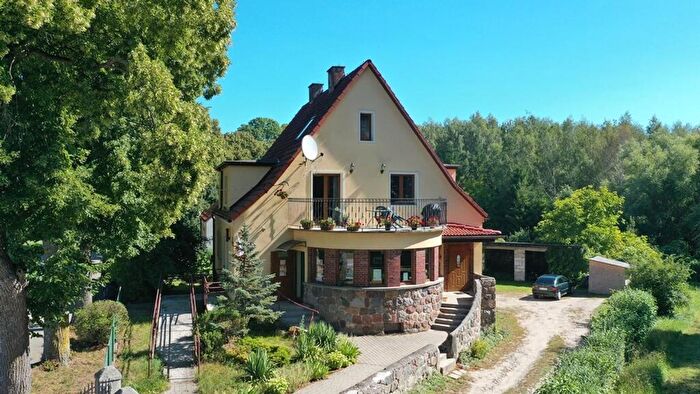 Mieszkanie 4-pokojowe na sprzedaż, Miłki