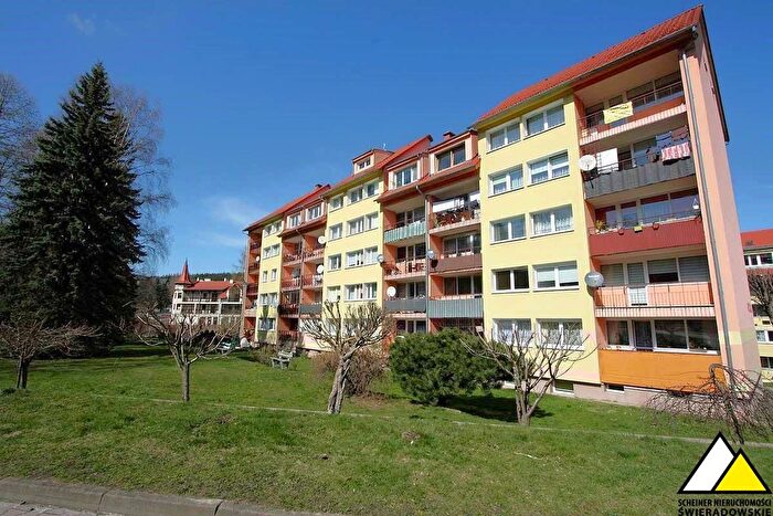 Mieszkanie 4-pokojowe na sprzedaż, Świeradów-Zdrój
