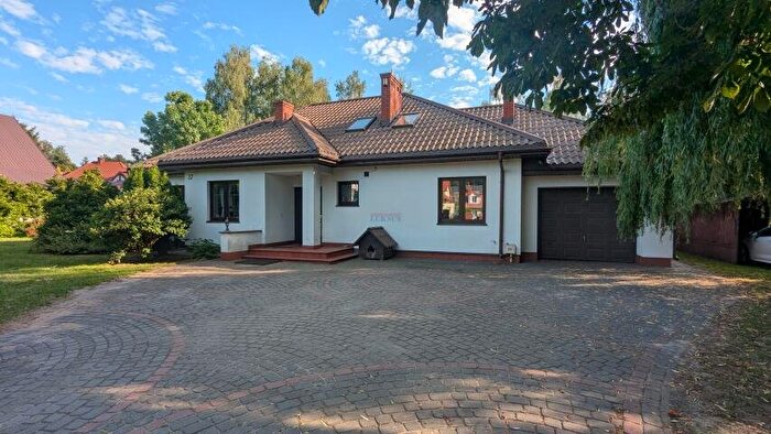 Dom 6-pokojowy na sprzedaż, Złotokłos