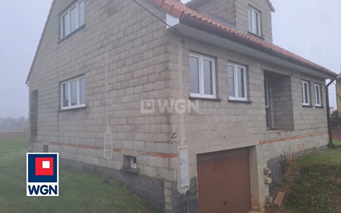 Dom 3-pokojowy na sprzedaż, Wieluń