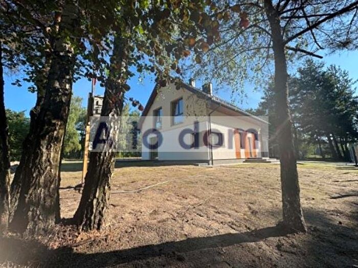 Dom 6-pokojowy na sprzedaż, Guzowatka