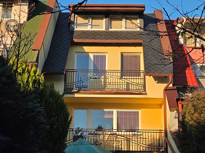 Dom 7-pokojowy na sprzedaż, Jelcz-Laskowice