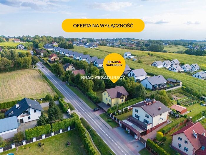 Dom 7-pokojowy na sprzedaż, Luborzyca