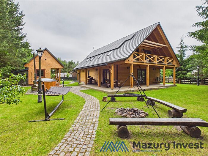 Dom 5-pokojowy na sprzedaż, Wałpusz