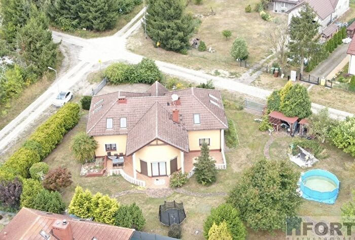 Dom 7-pokojowy na sprzedaż, Rurzyca