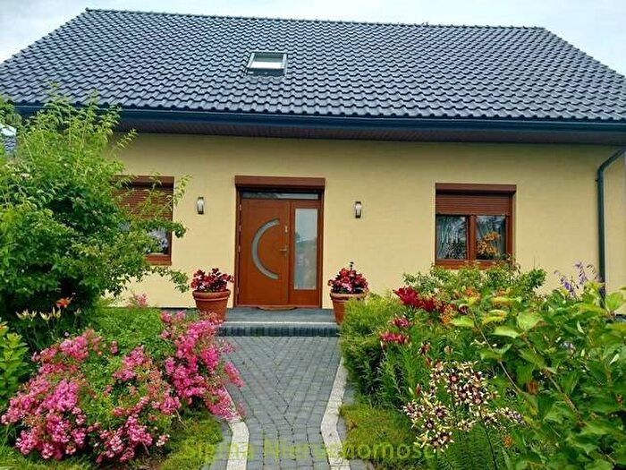 Dom 4-pokojowy na sprzedaż, Piątek