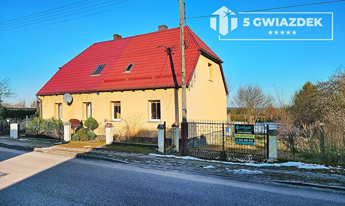 Dom 3-pokojowy na sprzedaż, Białowąs