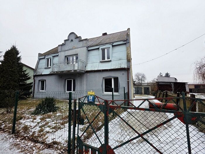 Dom 6-pokojowy na sprzedaż, Chełmce