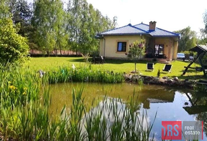 Dom 4-pokojowy na sprzedaż, Sobików