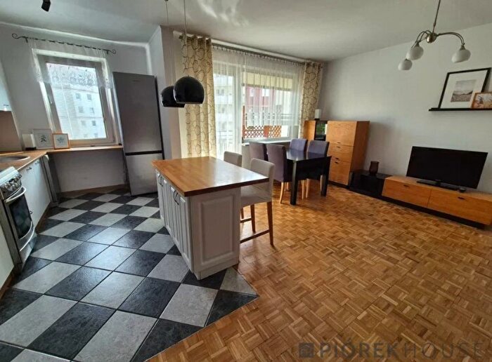 Mieszkanie 3-pokojowe na sprzedaż, Warszawa – Stokłosy