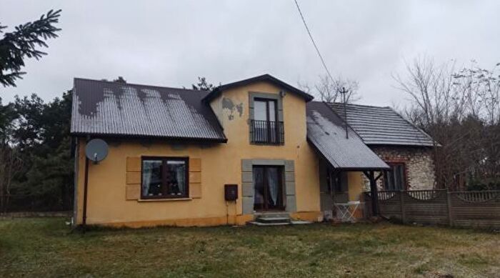 Dom 3-pokojowy na sprzedaż, Żarki