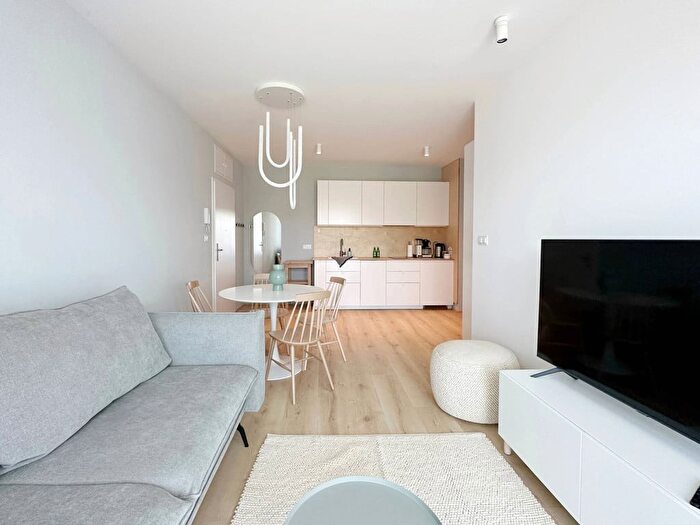 Mieszkanie 4-pokojowe na sprzedaż, Kraków