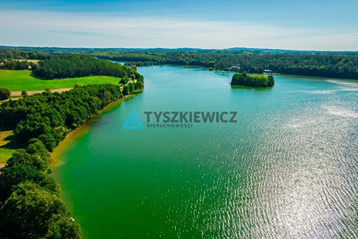 Dom 5-pokojowy na sprzedaż, Borucino