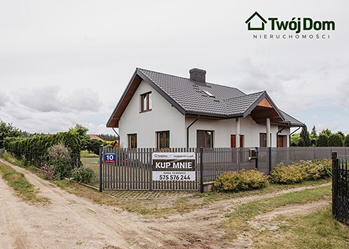 Dom 3-pokojowy na sprzedaż, Regiel