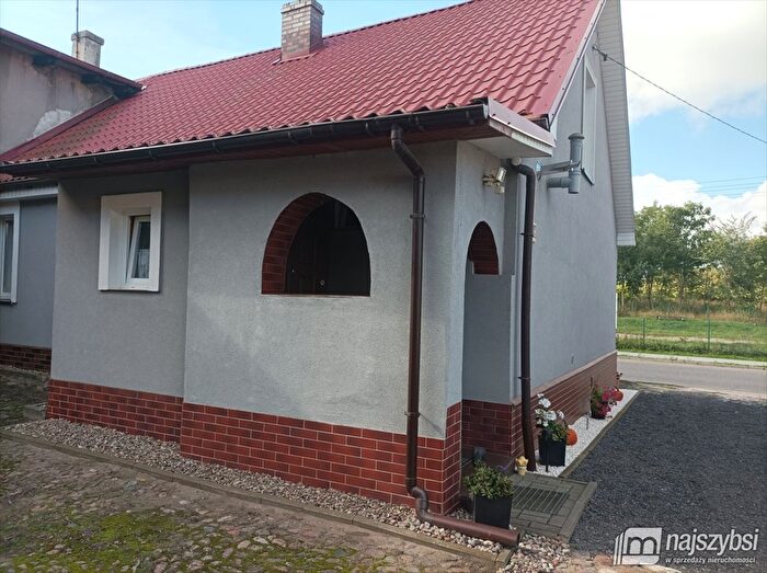 Dom 3-pokojowy na sprzedaż, Brzesko