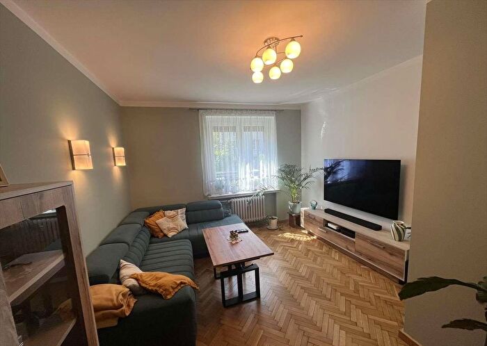 Mieszkanie 3-pokojowe na sprzedaż, Leszno