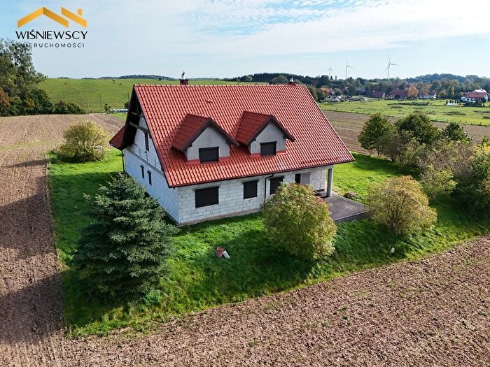 Dom 7-pokojowy na sprzedaż, Majewo
