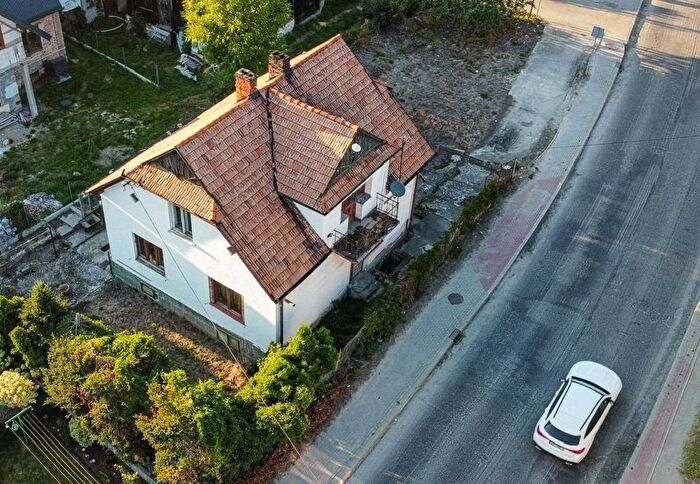 Dom 4-pokojowy na sprzedaż, Milówka