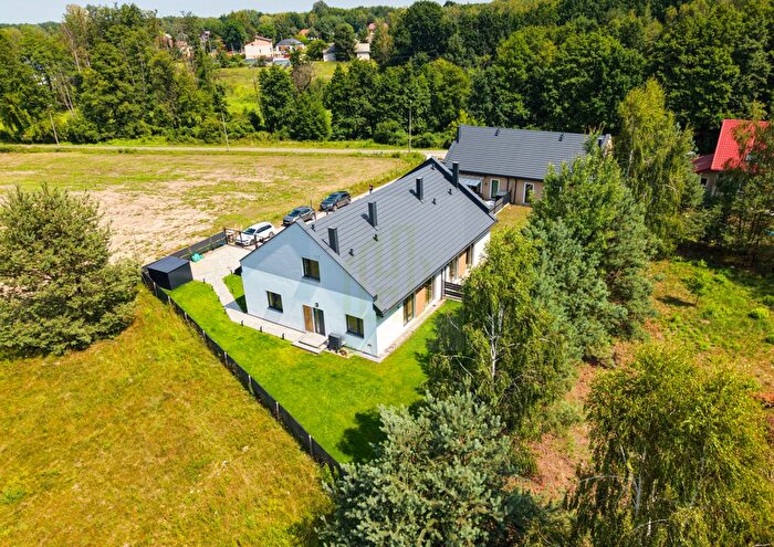 Dom 4-pokojowy na sprzedaż, Osowiec