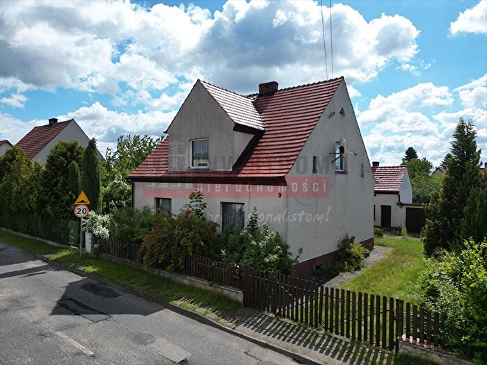 Dom 4-pokojowy na sprzedaż, Krapkowice
