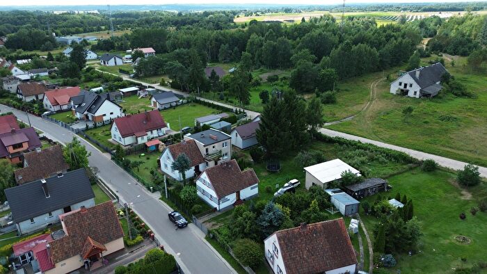 Dom 4-pokojowy na sprzedaż, Orneta
