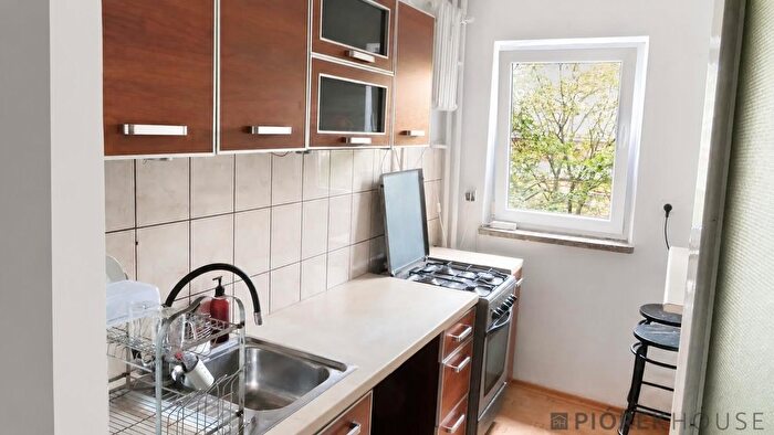 Mieszkanie 3-pokojowe na sprzedaż, Warszawa – Góralska