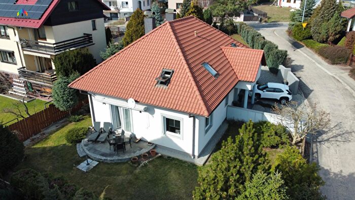 Dom 4-pokojowy na sprzedaż, Bolesławiec – Osiedle Kwiatowe