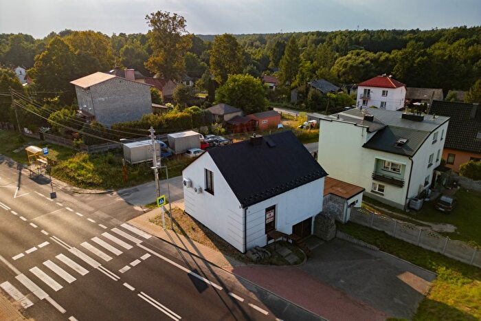 Dom 3-pokojowy na sprzedaż, Poręba