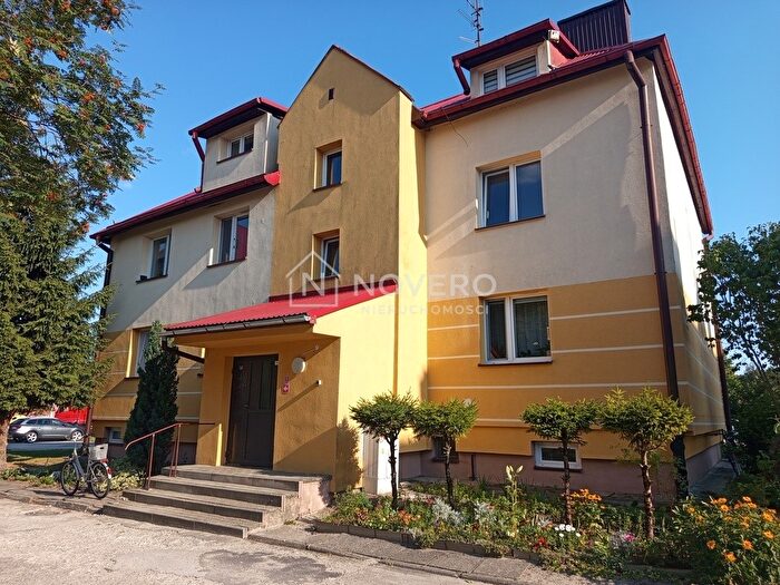 Mieszkanie 2-pokojowe na sprzedaż, Narol