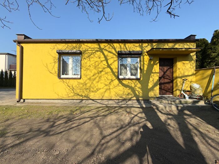 Dom 3-pokojowy na sprzedaż, Pniewy